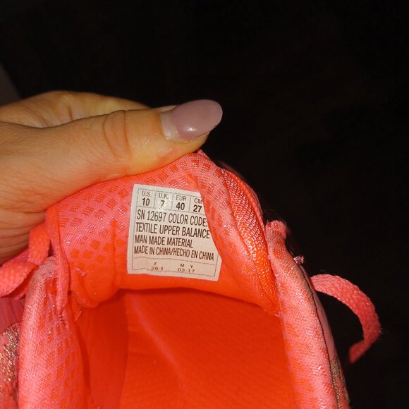 Sketchers memory foam running shoes size 10 - Picture 3 of 3